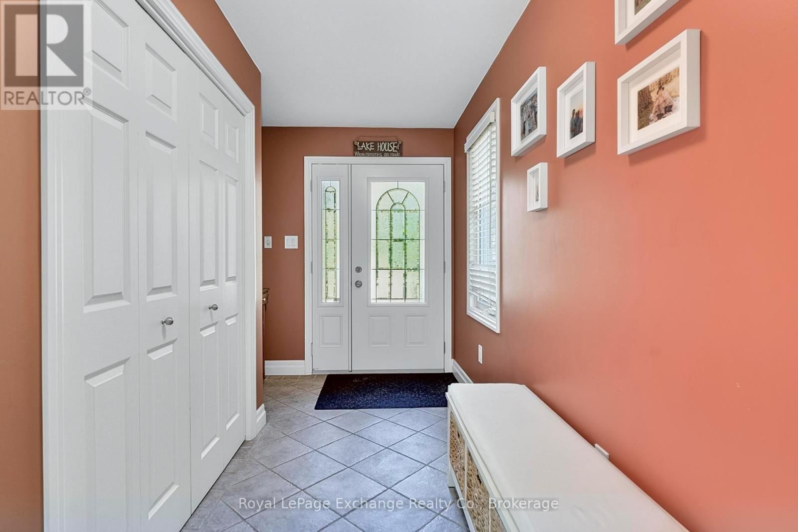 906 VICTORIA ROAD Image 13