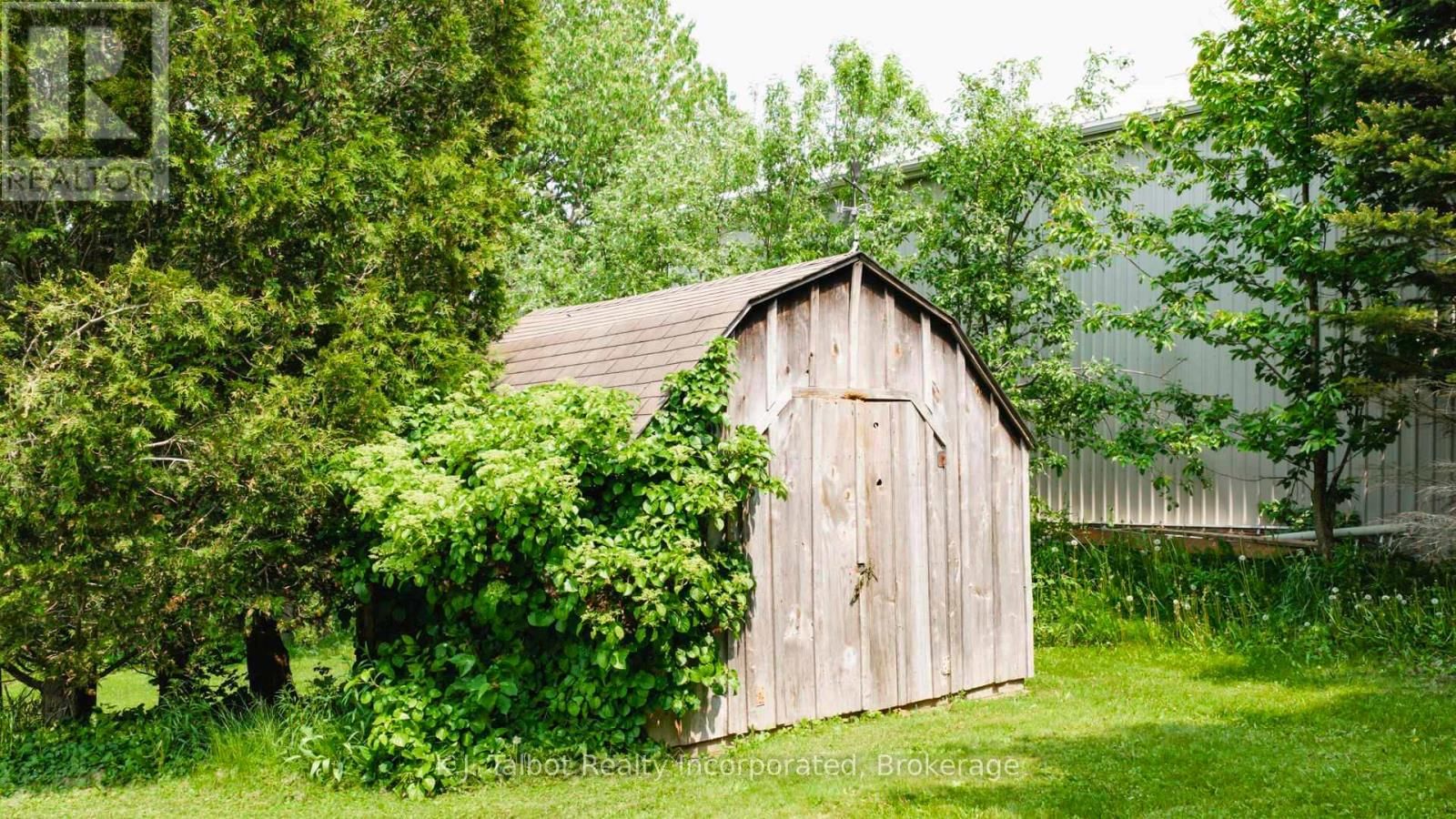 386 TEMPLETON STREET Image 20