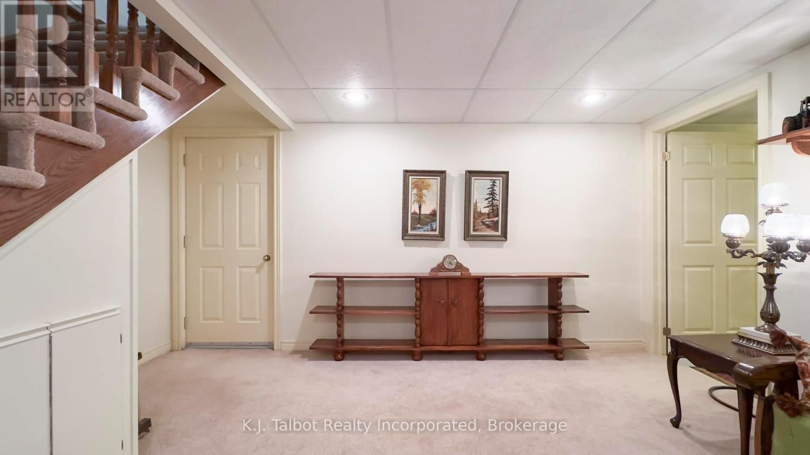 386 TEMPLETON STREET Image 37