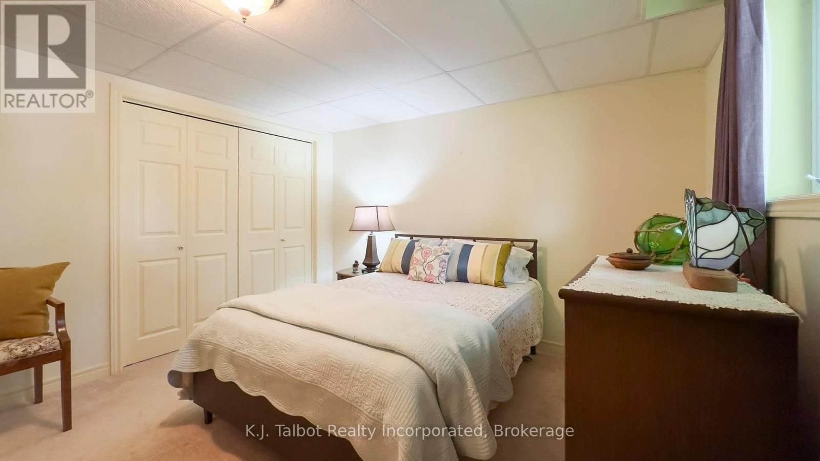 386 TEMPLETON STREET Image 41