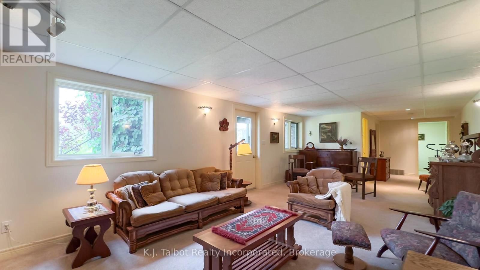 386 TEMPLETON STREET Image 46