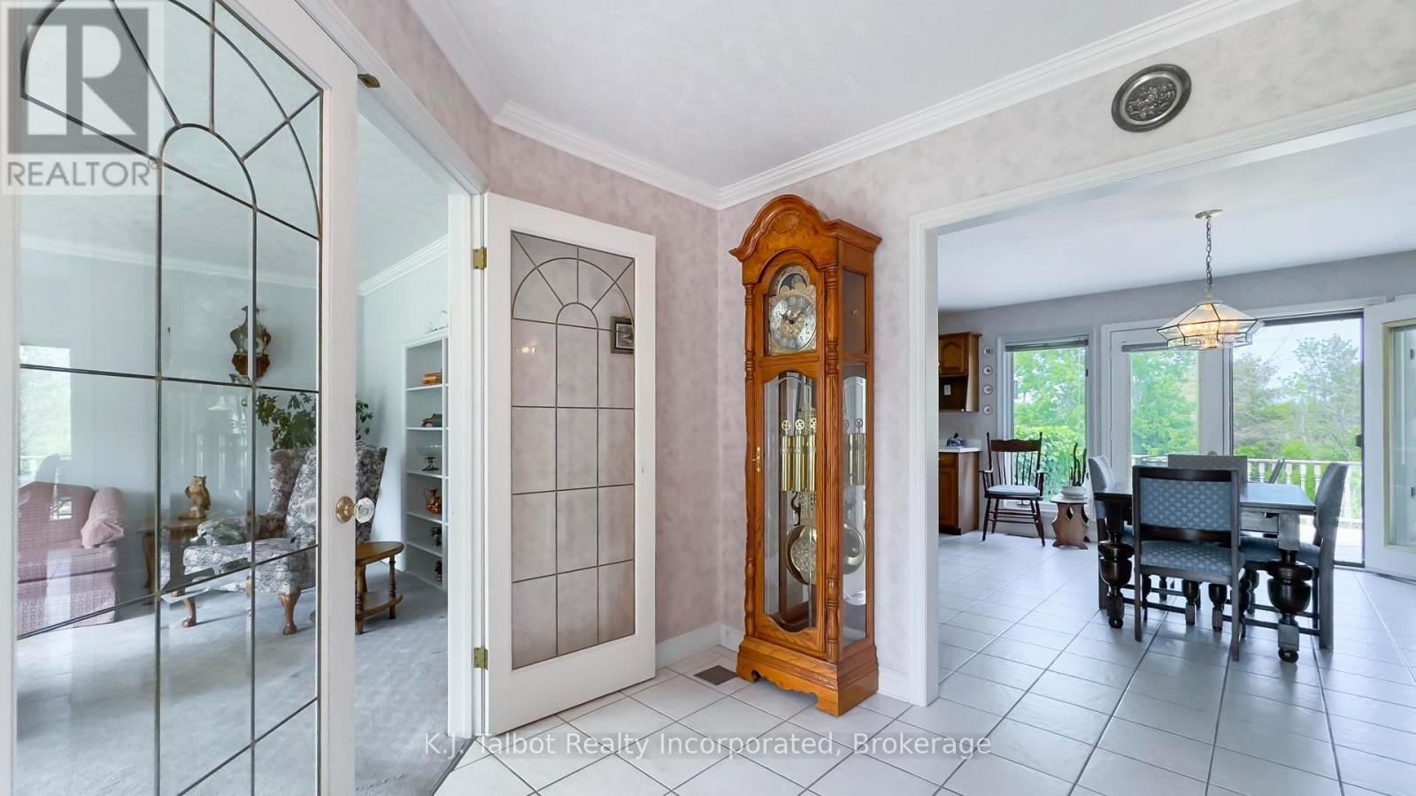 386 TEMPLETON STREET Image 5