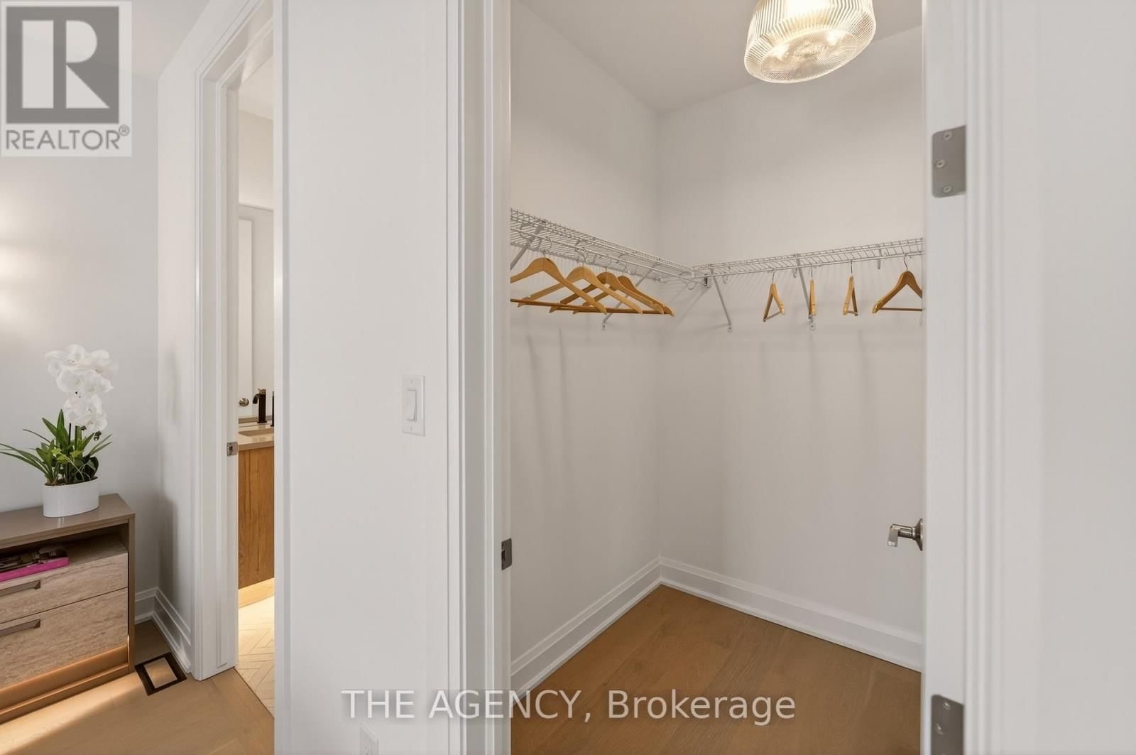 70F - 574 SENECA DRIVE Image 10