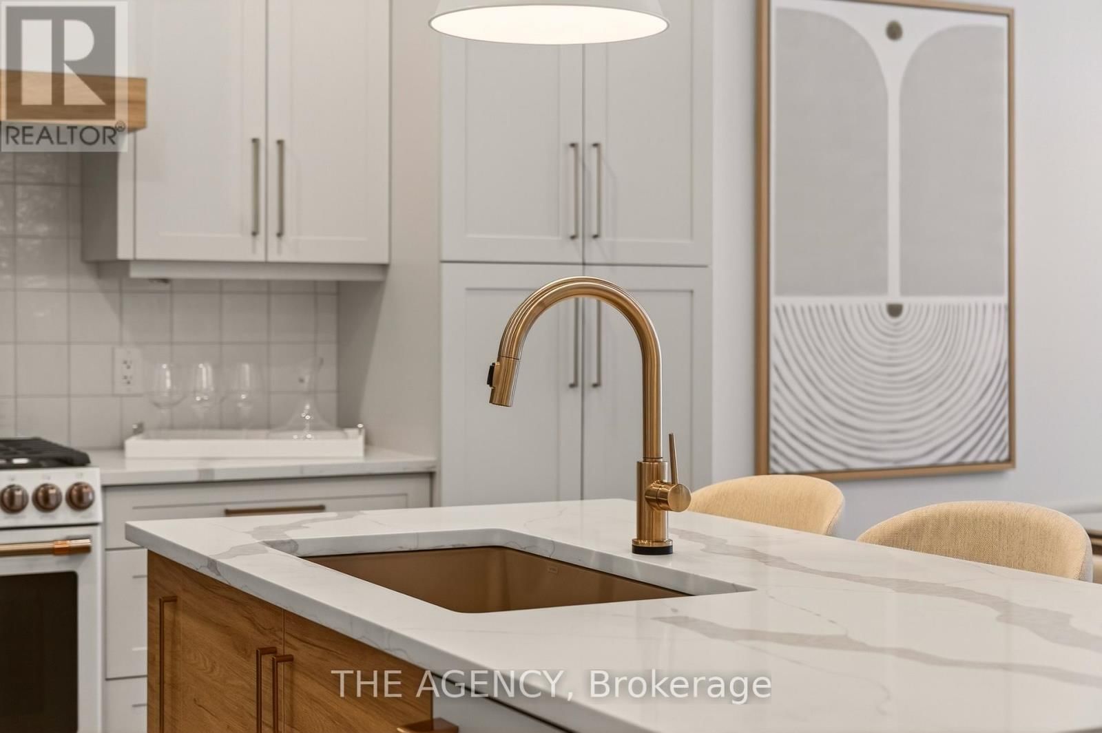 70F - 574 SENECA DRIVE Image 26