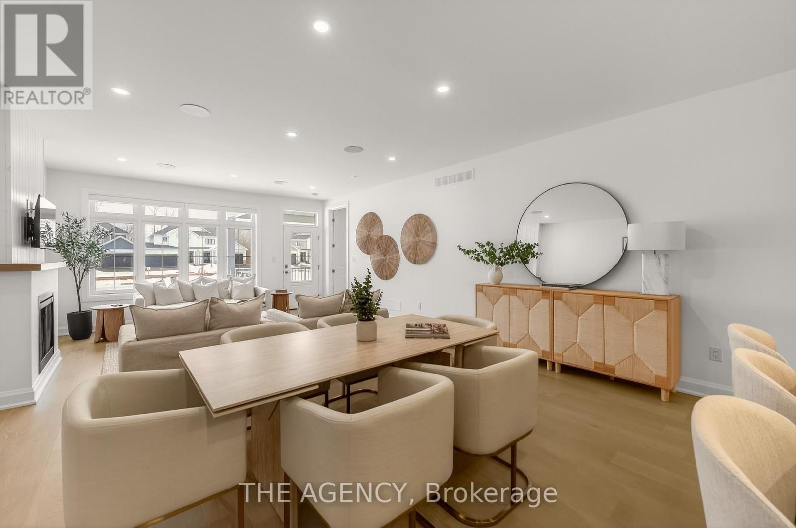 70F - 574 SENECA DRIVE Image 27