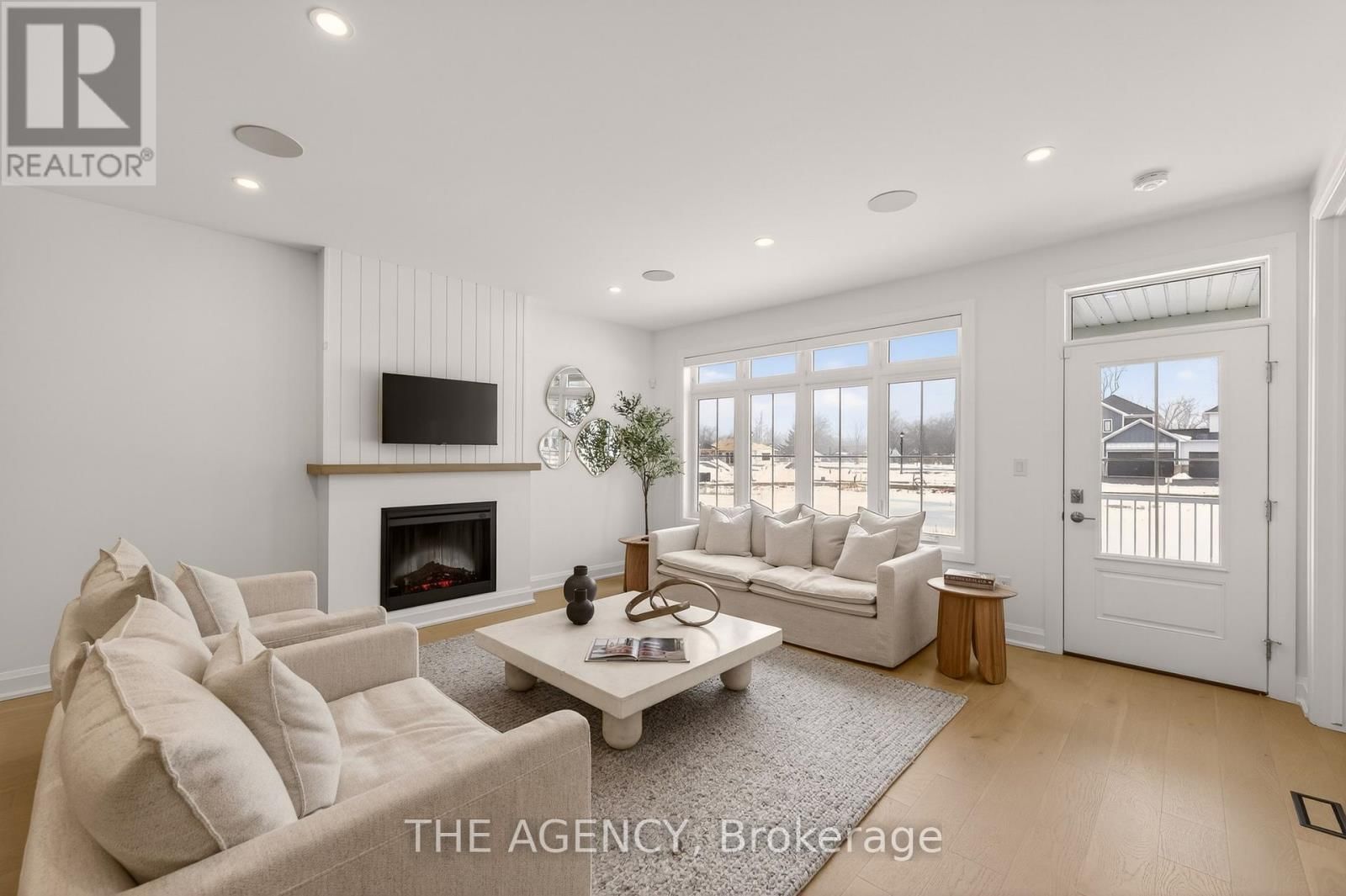 70F - 574 SENECA DRIVE Image 28