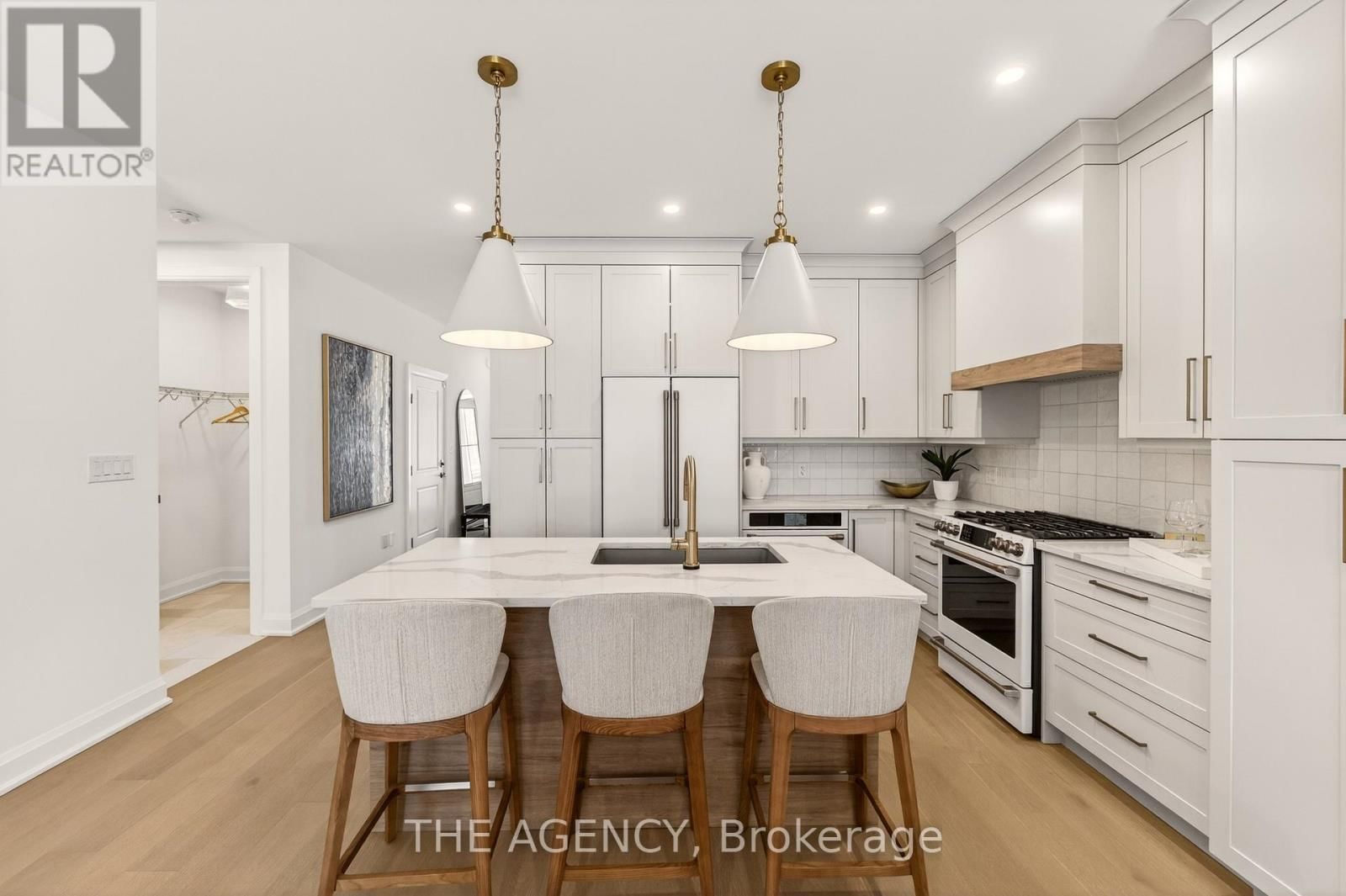 70F - 574 SENECA DRIVE Image 7