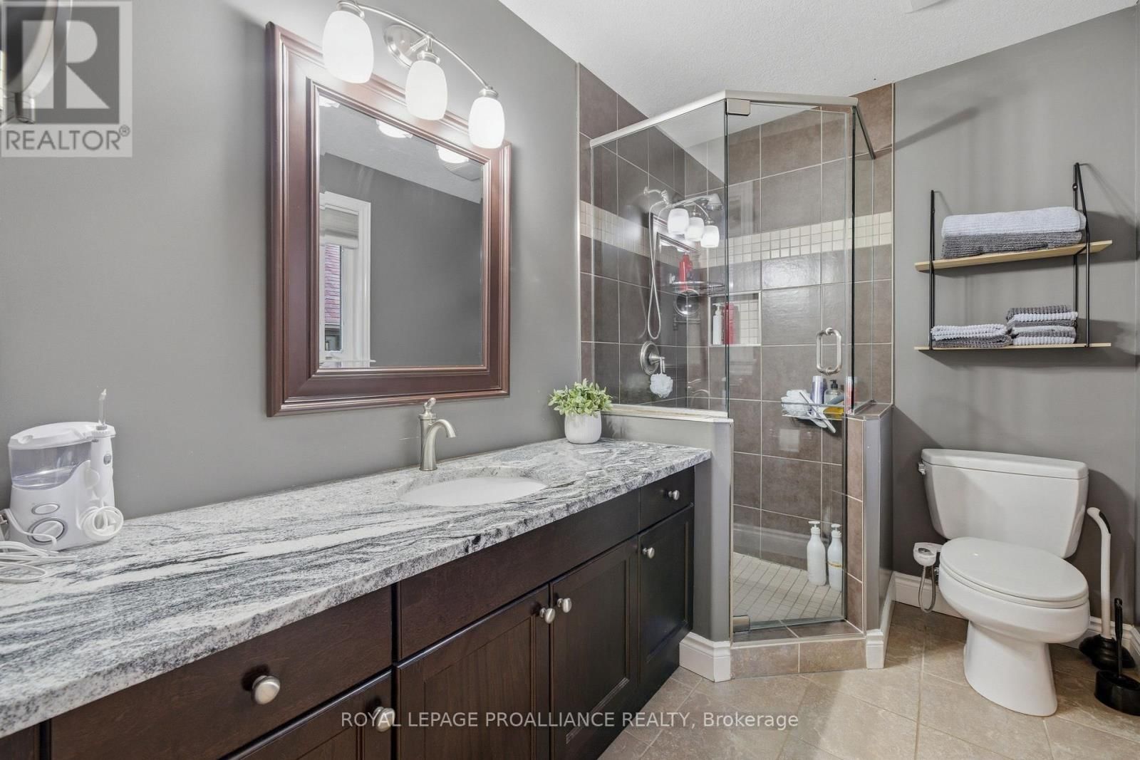 12 PINE MARSH LANE Image 20