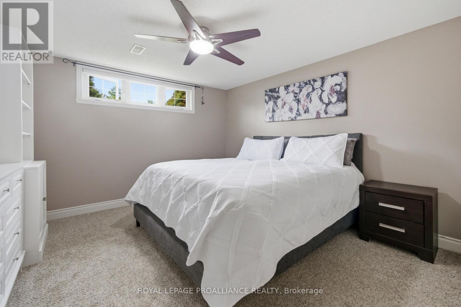 12 PINE MARSH LANE Image 27