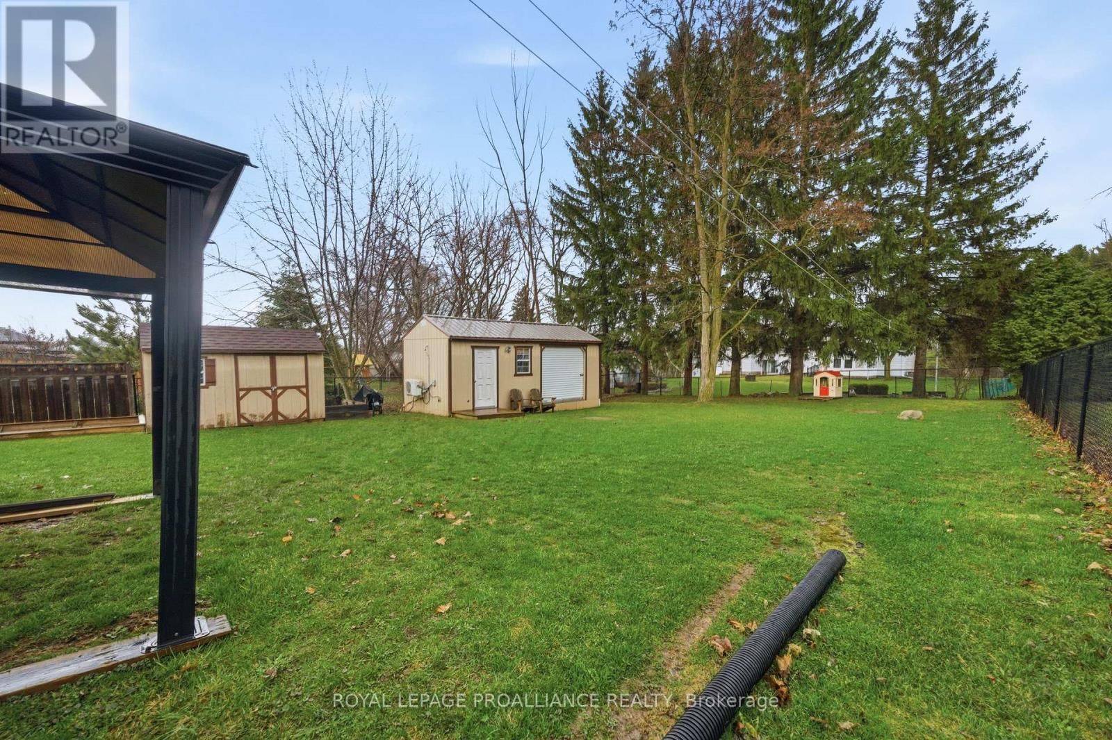 12 PINE MARSH LANE Image 44