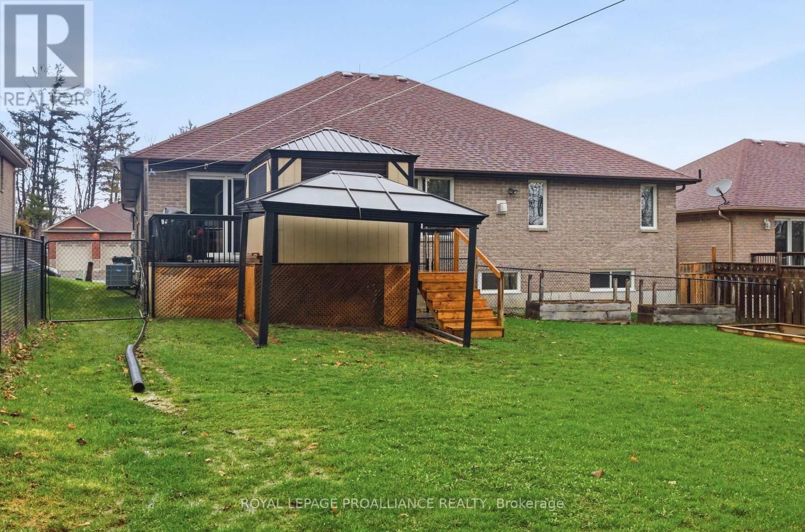 12 PINE MARSH LANE Image 46