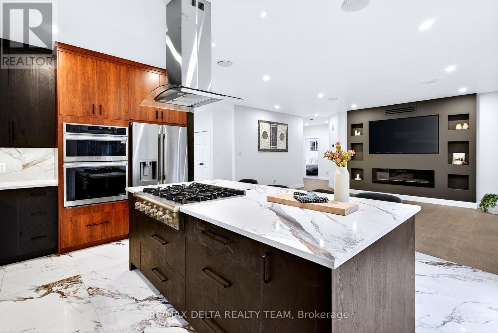 7861 SPRINGHILL ROAD Image 16