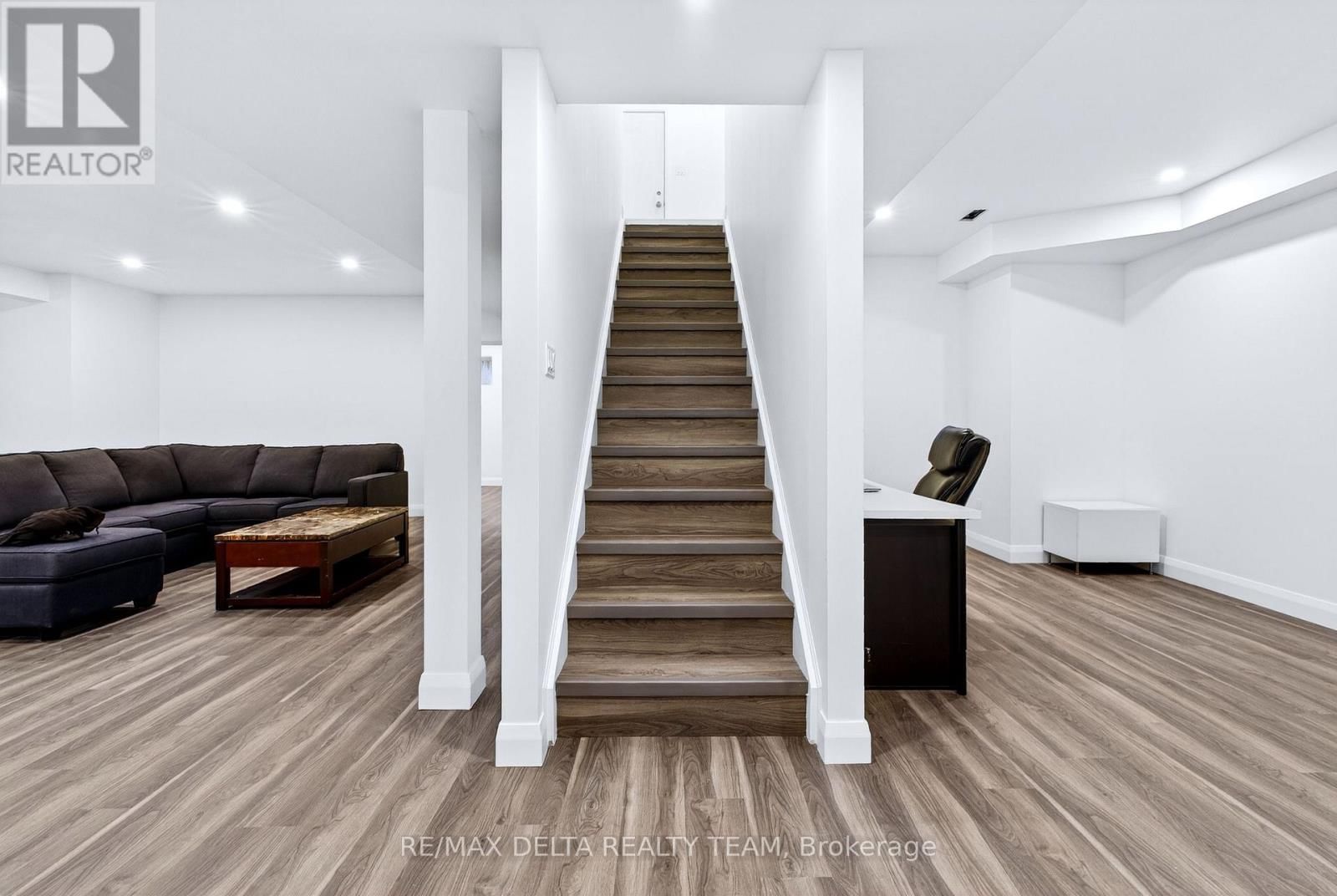 7861 SPRINGHILL ROAD Image 24