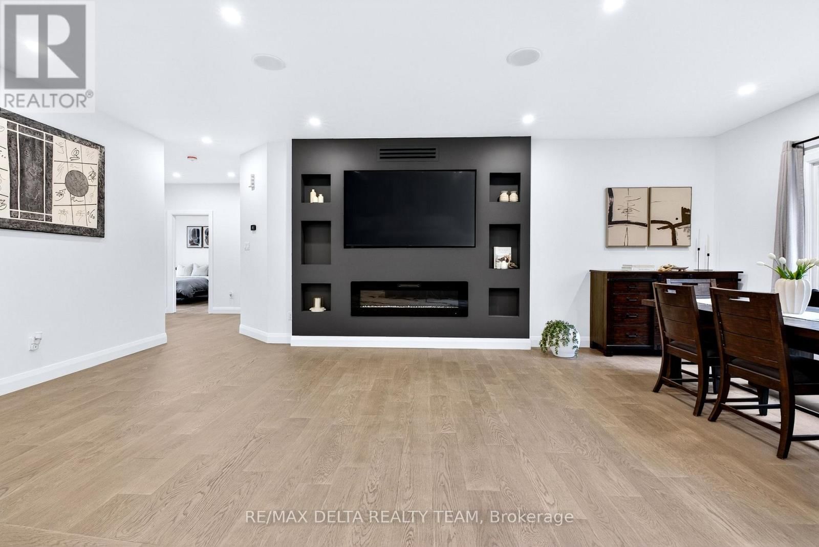 7861 SPRINGHILL ROAD Image 6