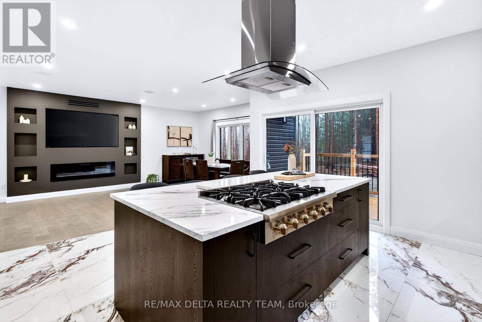 7861 SPRINGHILL ROAD Image 9