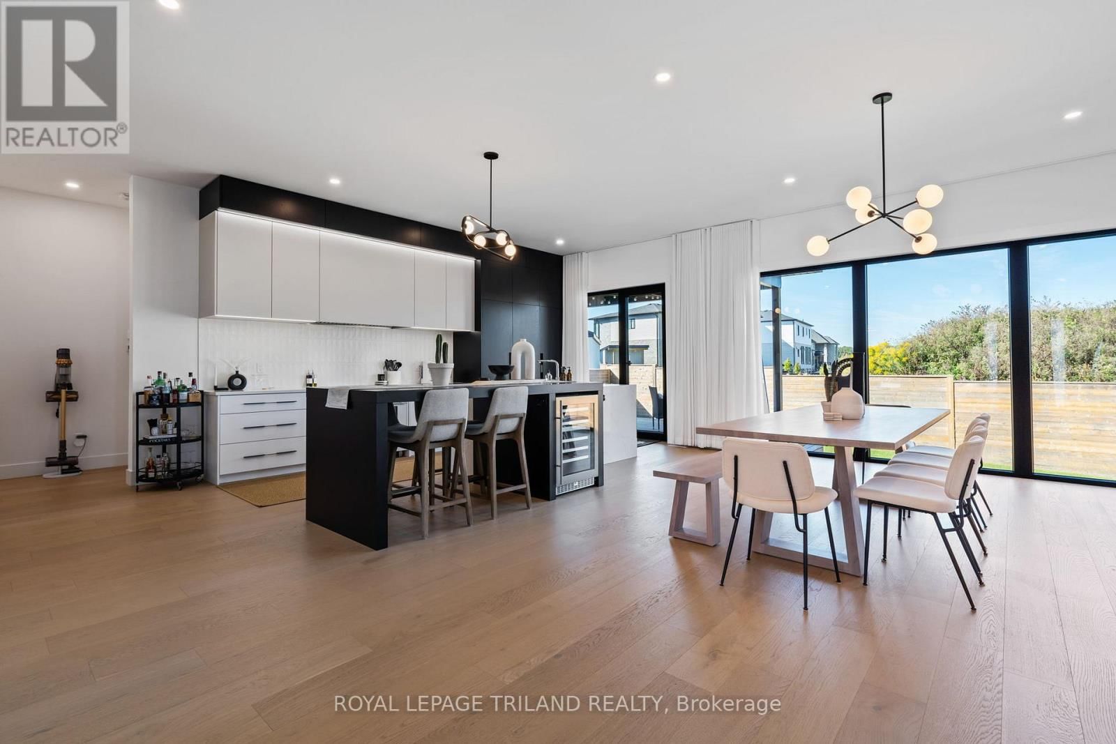 3455 GRAND OAK CROSSING Image 5