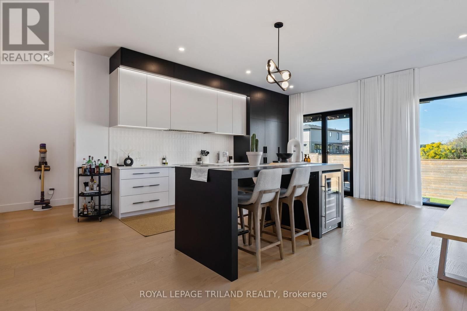 3455 GRAND OAK CROSSING Image 6