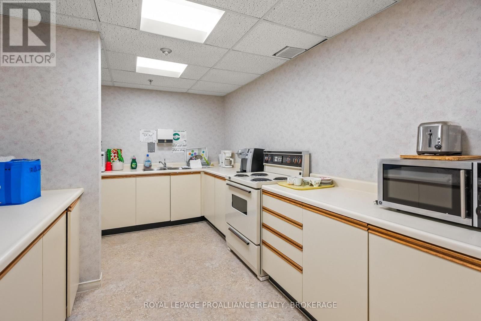 505 - 14 GREENVIEW DRIVE Image 22