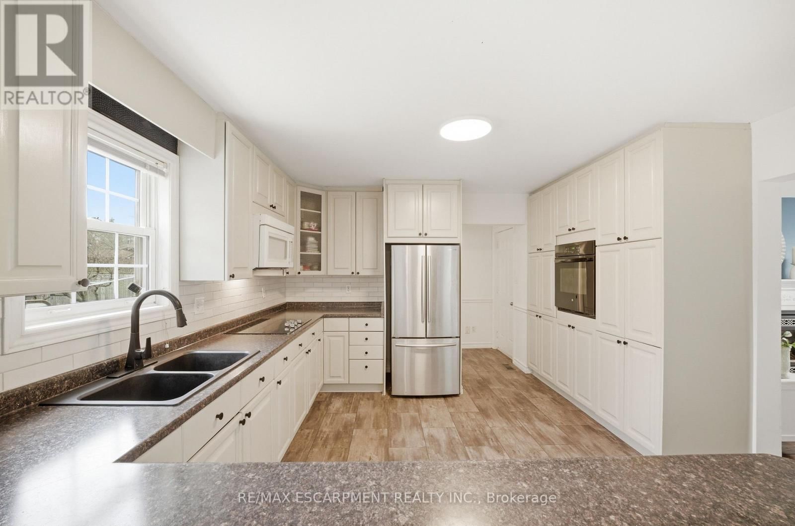 173 GREEN POINTE DRIVE Image 14