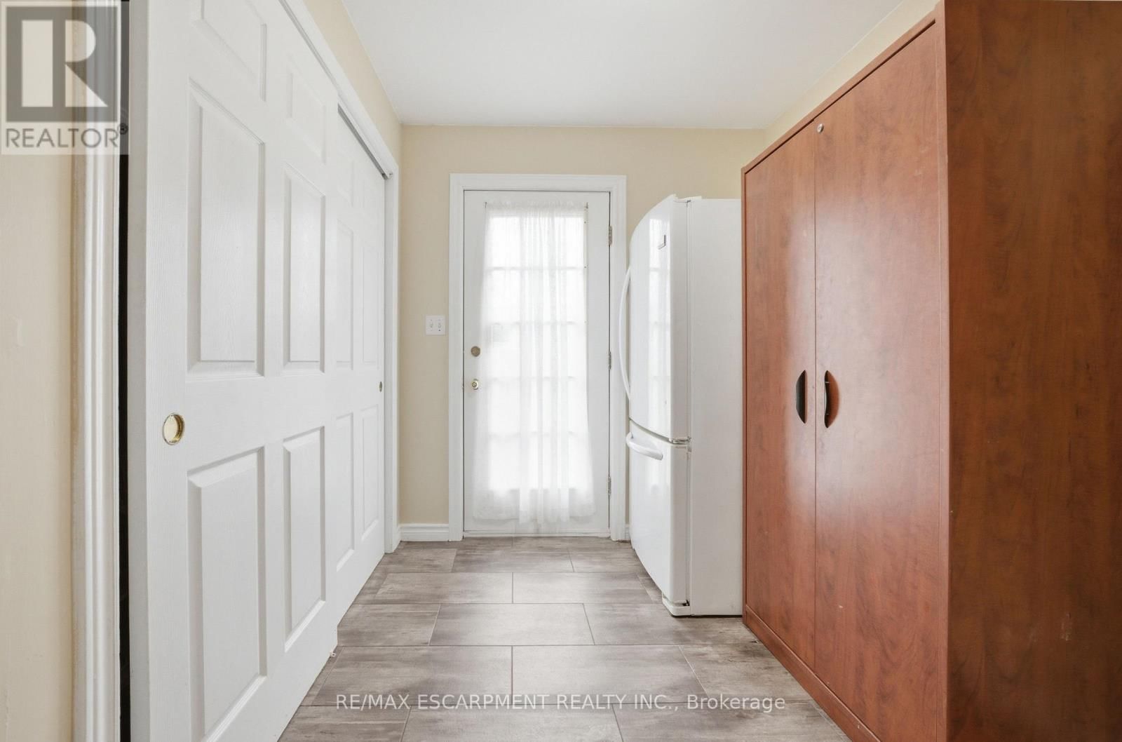 173 GREEN POINTE DRIVE Image 17