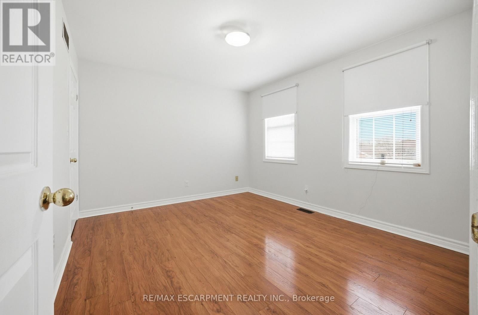 173 GREEN POINTE DRIVE Image 26