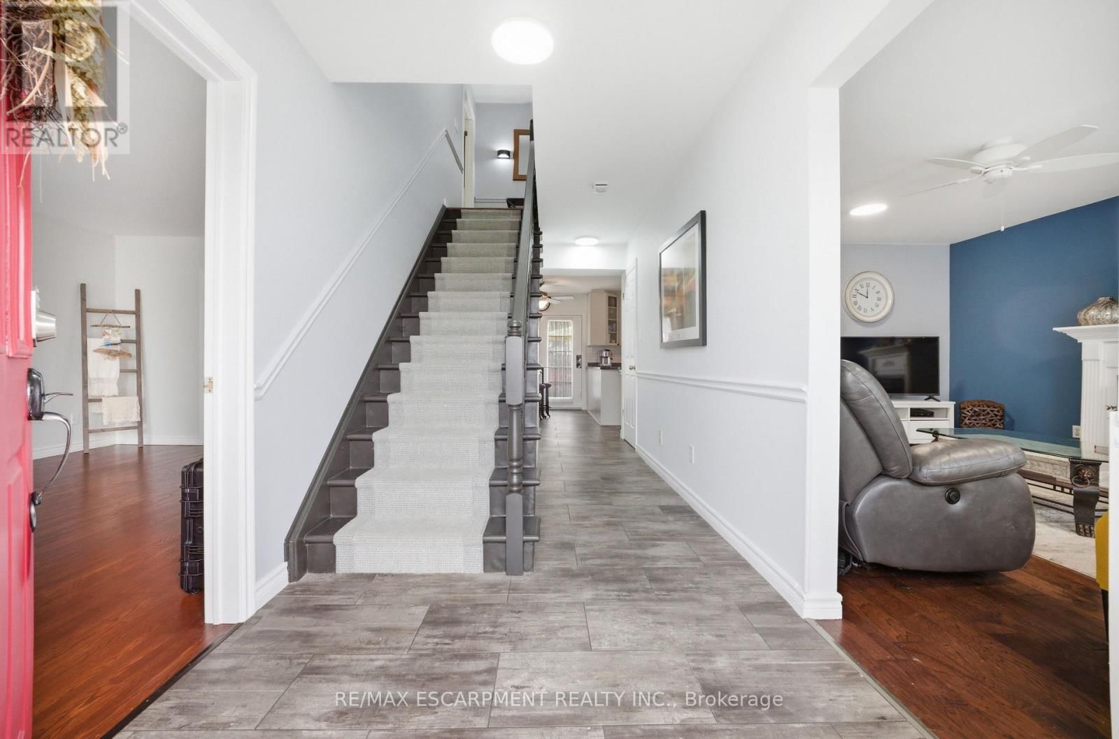 173 GREEN POINTE DRIVE Image 6