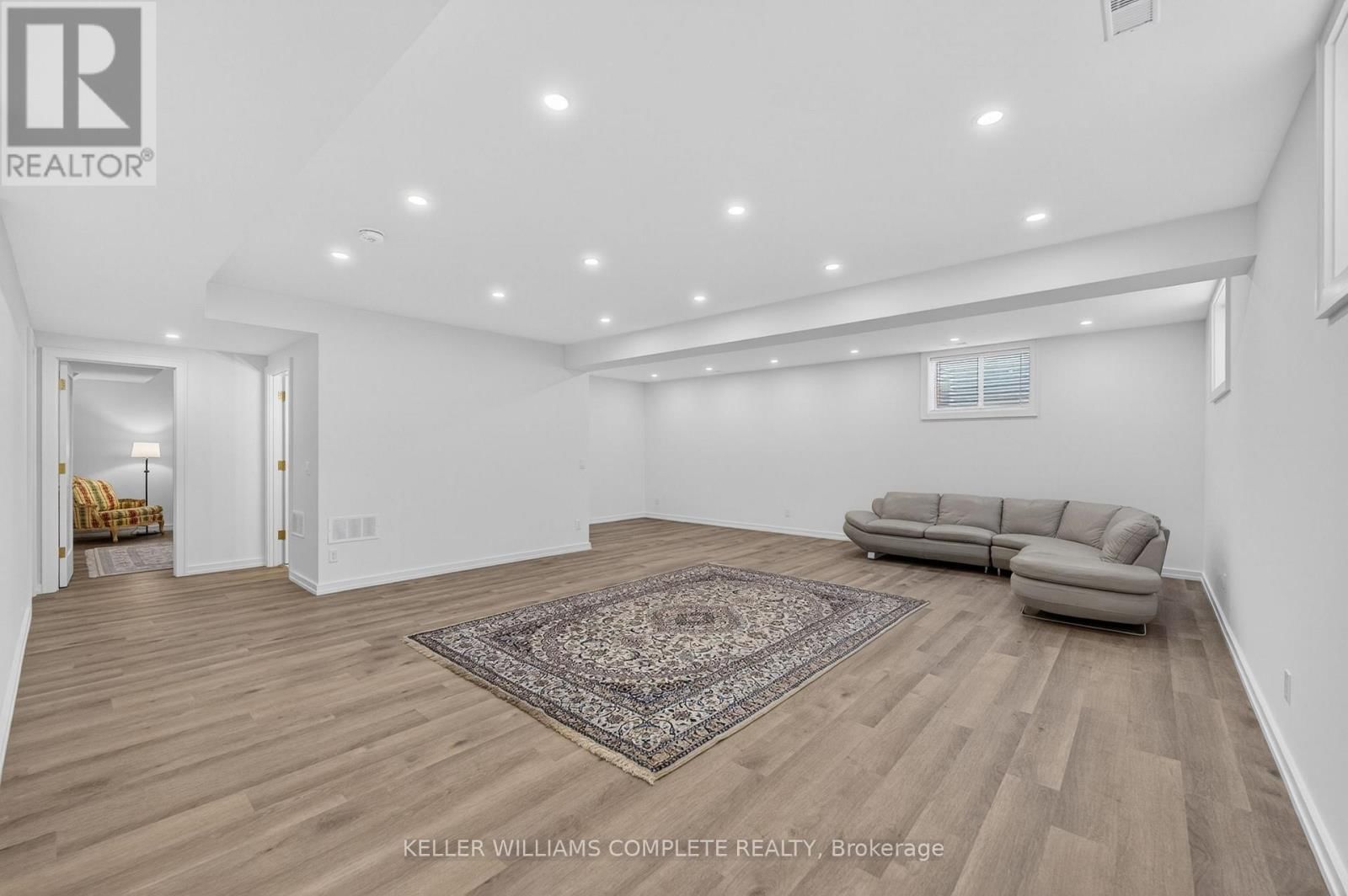 3310 BETHUNE AVENUE Image 34