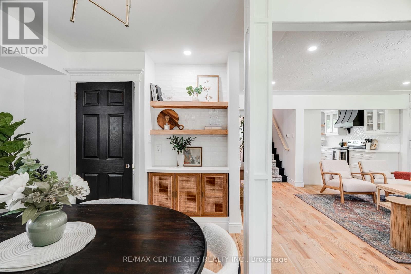 478 MOORE STREET Image 15