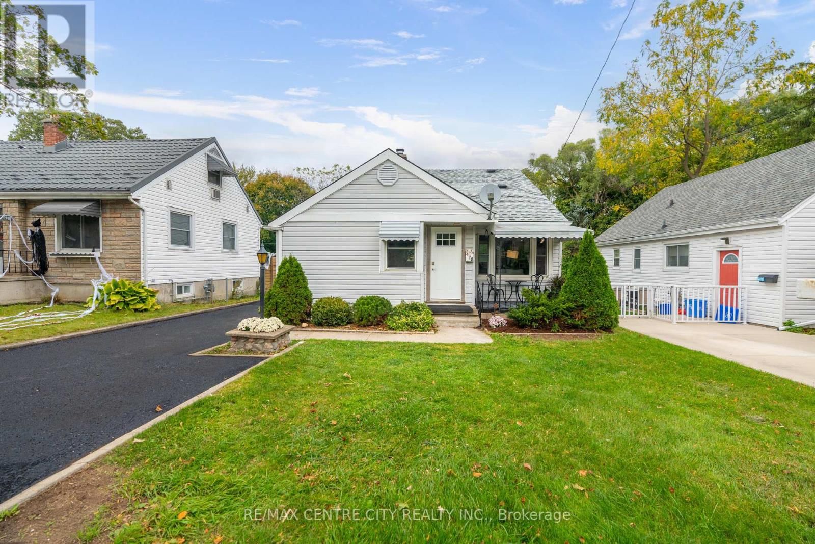 478 MOORE STREET Image 2