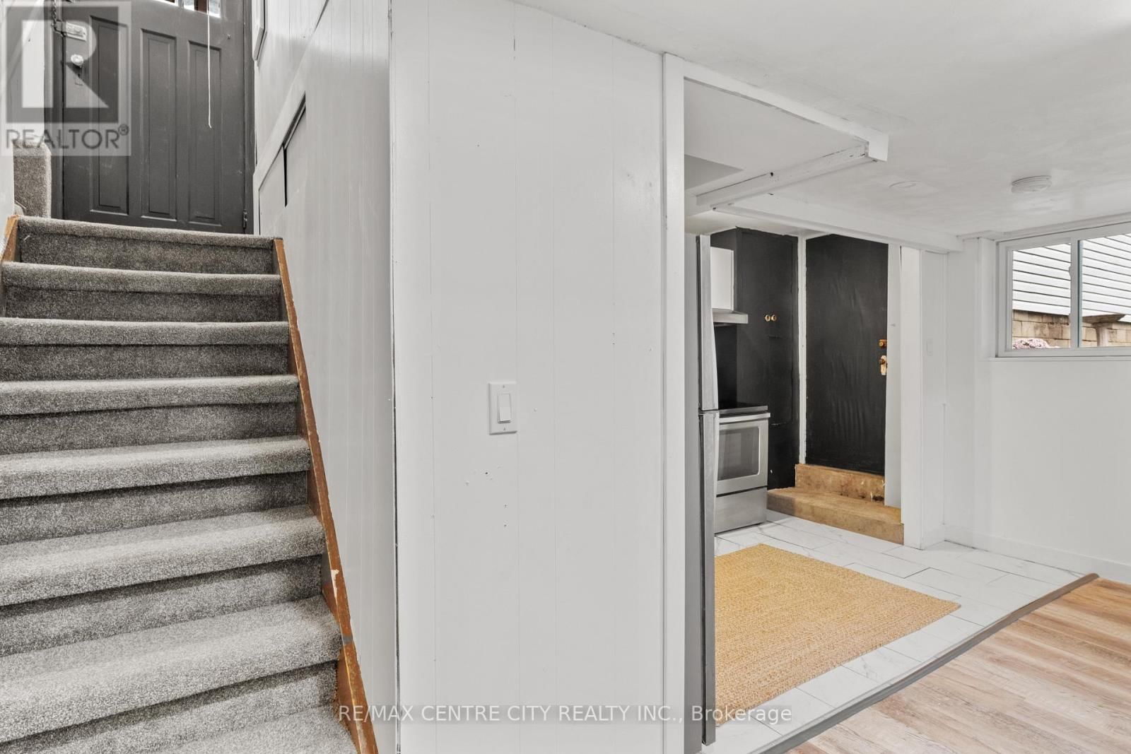 478 MOORE STREET Image 30