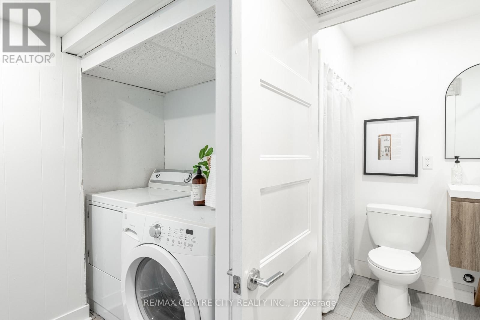 478 MOORE STREET Image 38