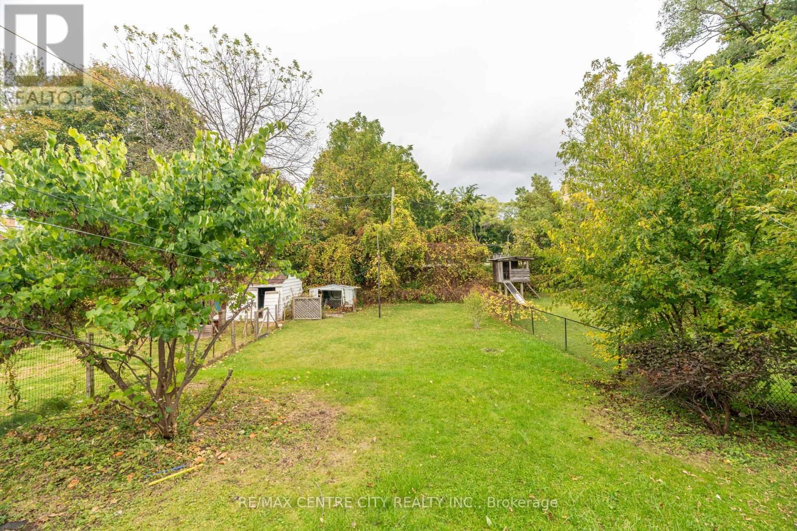 478 MOORE STREET Image 46