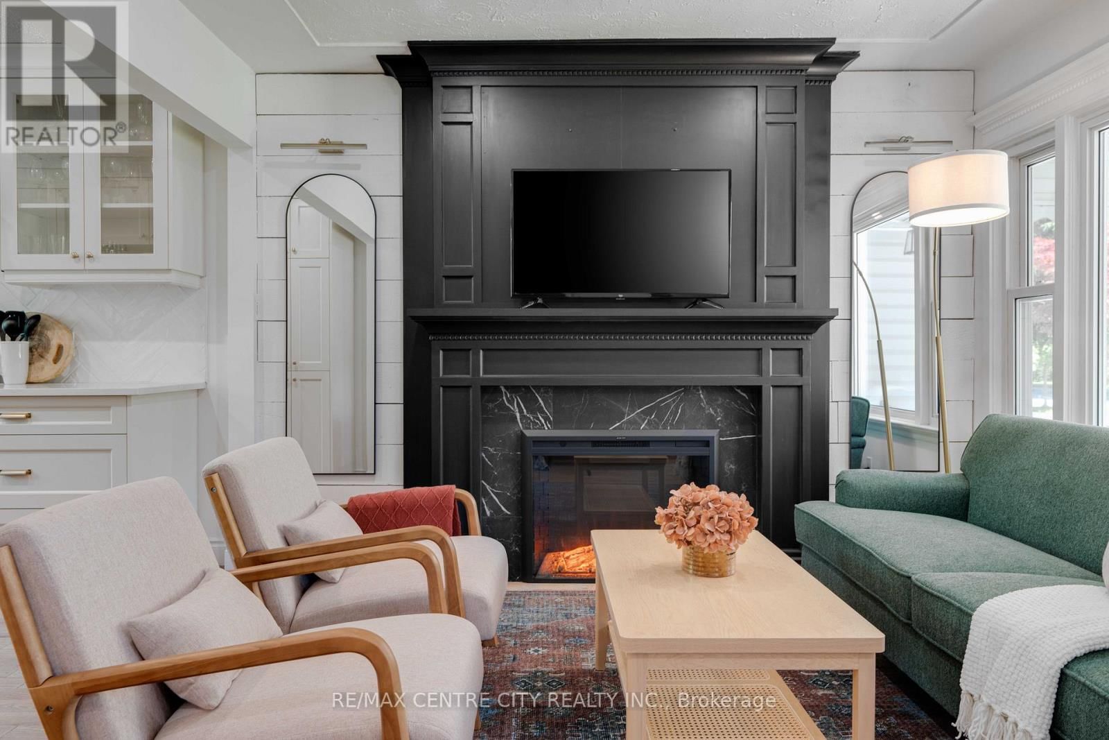 478 MOORE STREET Image 7