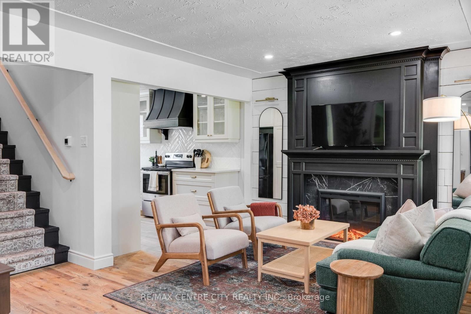 478 MOORE STREET Image 8