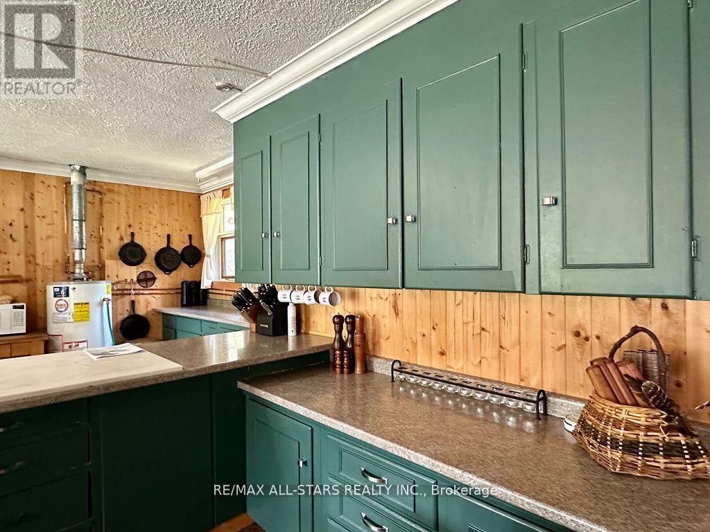 380 LEDGE ROAD Image 11