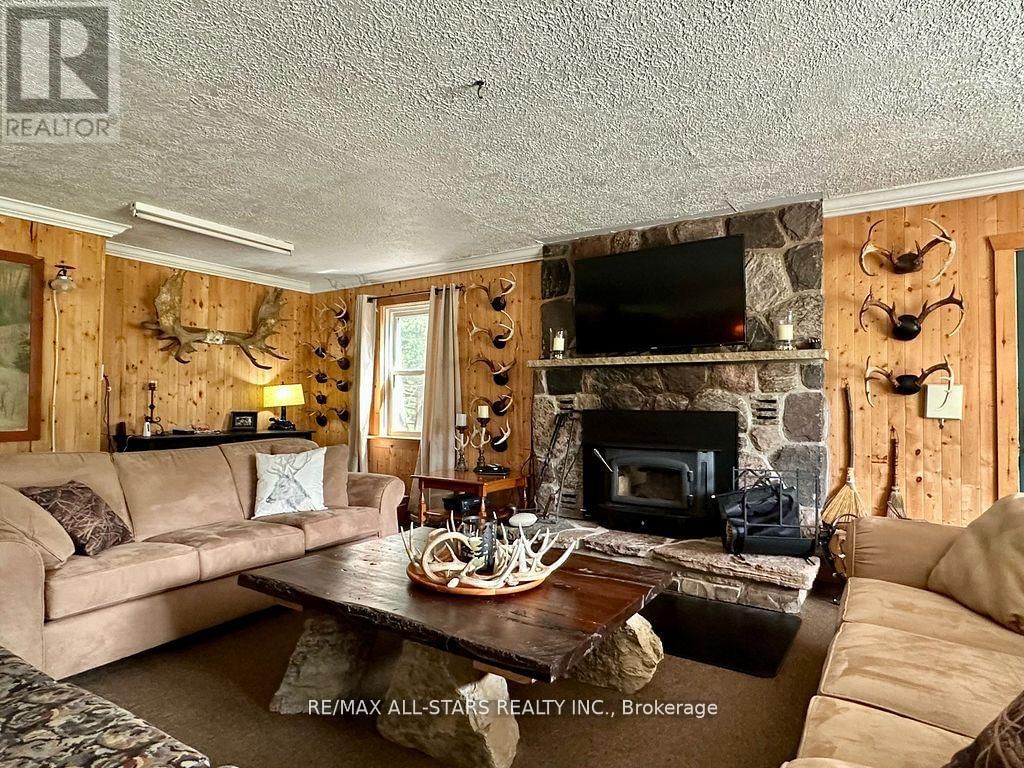 380 LEDGE ROAD Image 18