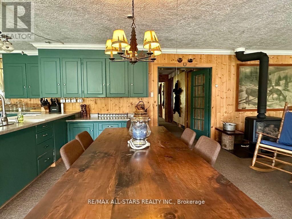 380 LEDGE ROAD Image 19