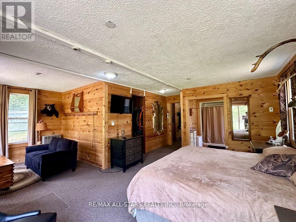 380 LEDGE ROAD Image 20