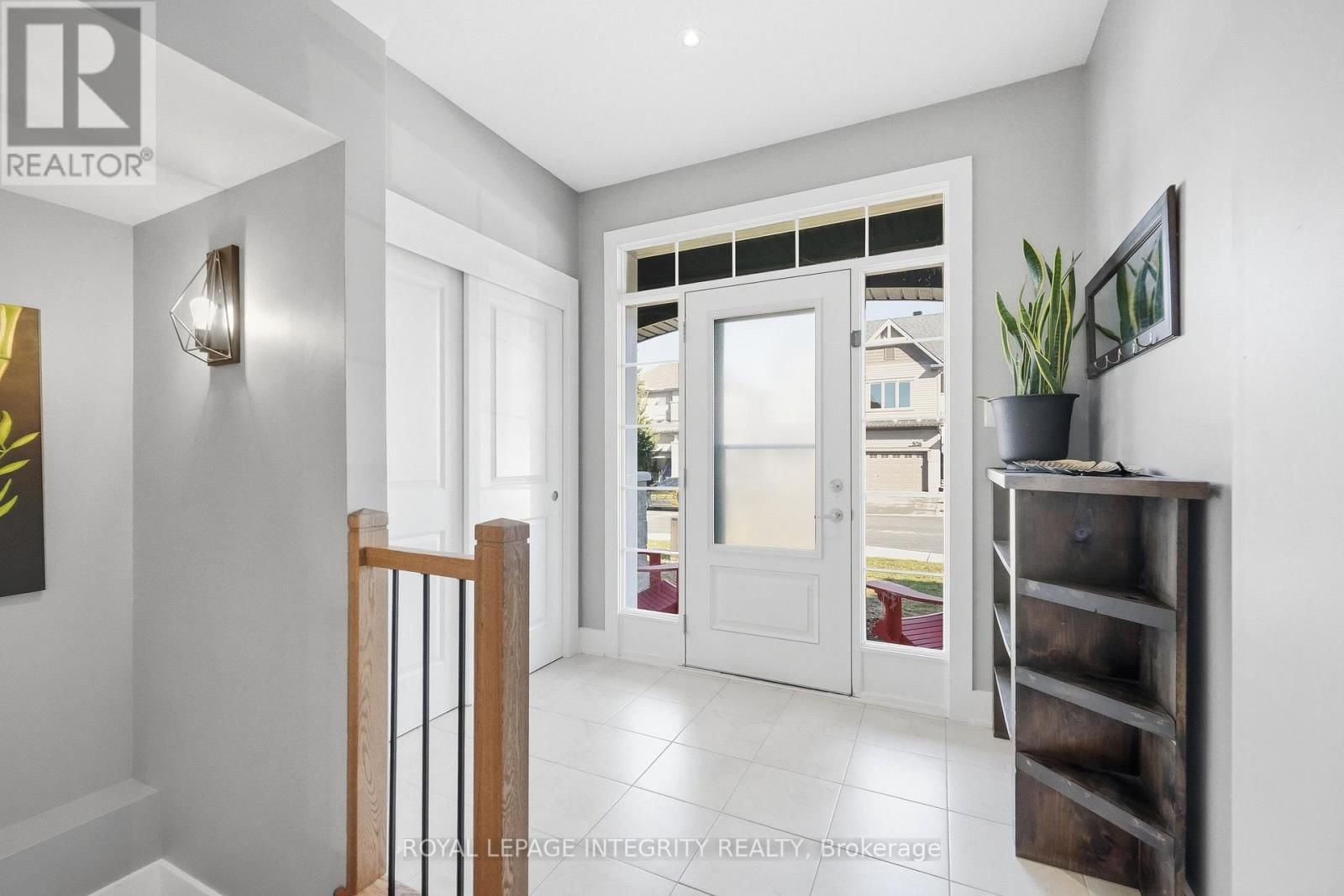 525 YELLOW BIRCH STREET Image 3