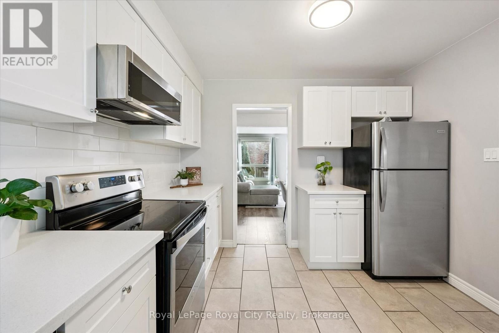 23 - 41 RHONDA ROAD Image 2