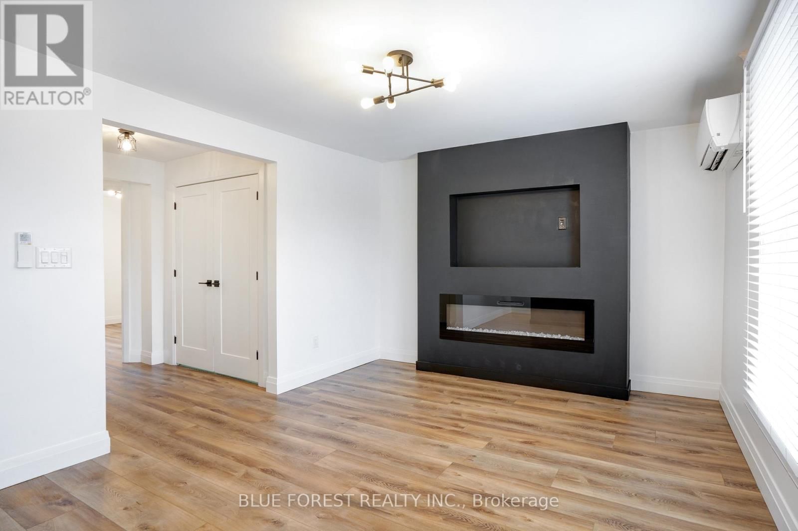 2 - 77 CARTWRIGHT STREET Image 10