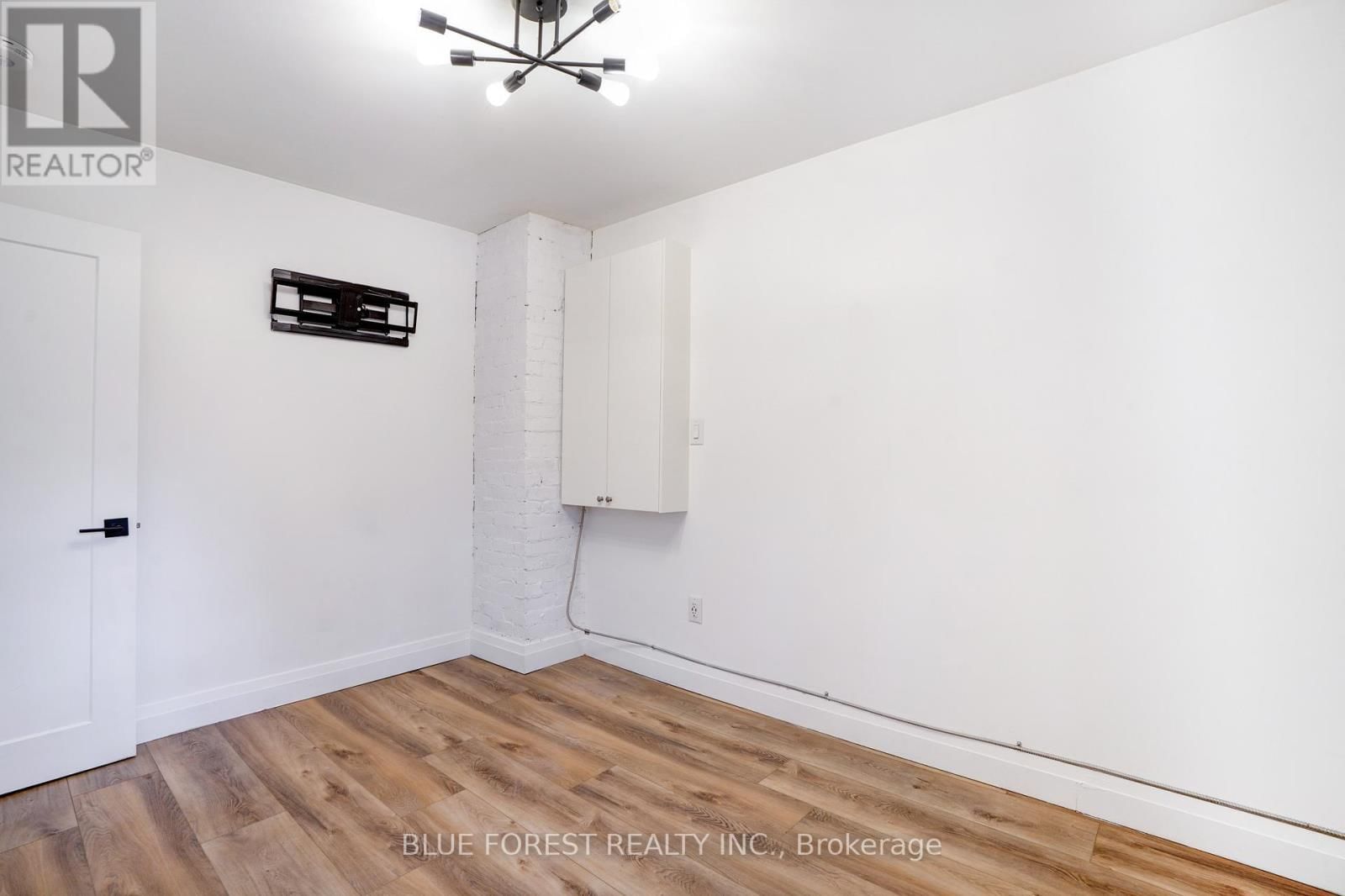 2 - 77 CARTWRIGHT STREET Image 16