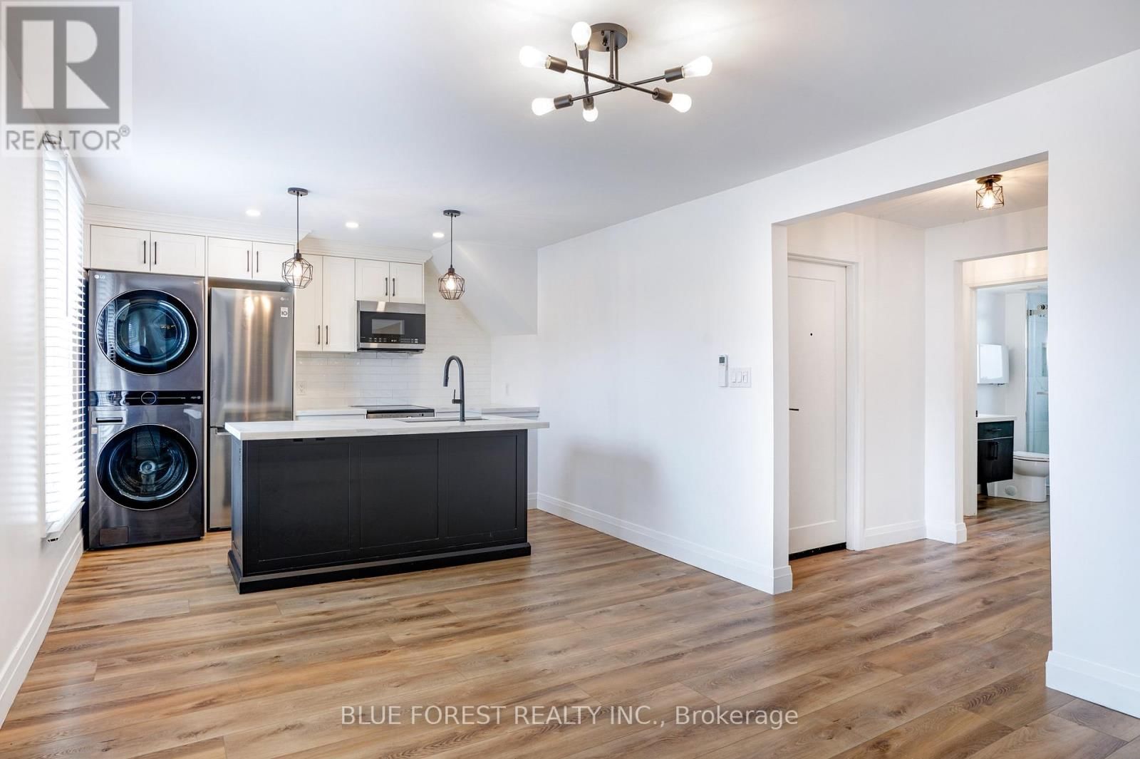 2 - 77 CARTWRIGHT STREET Image 8