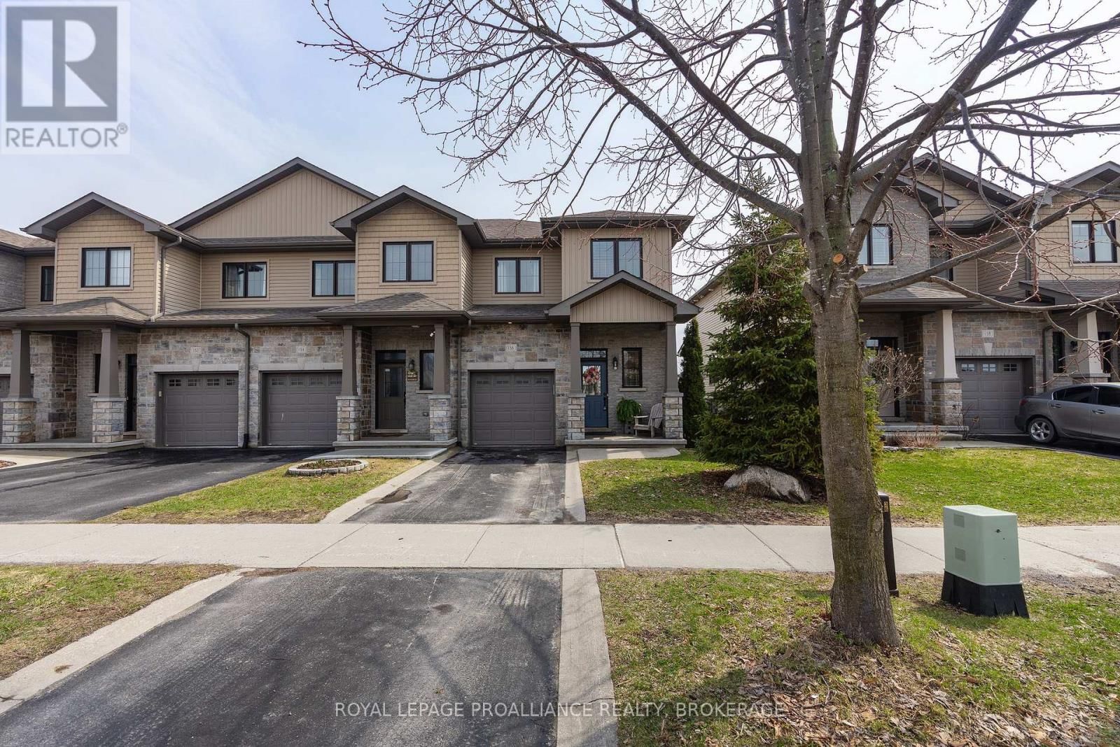 136 SIMURDA COURT Image 3