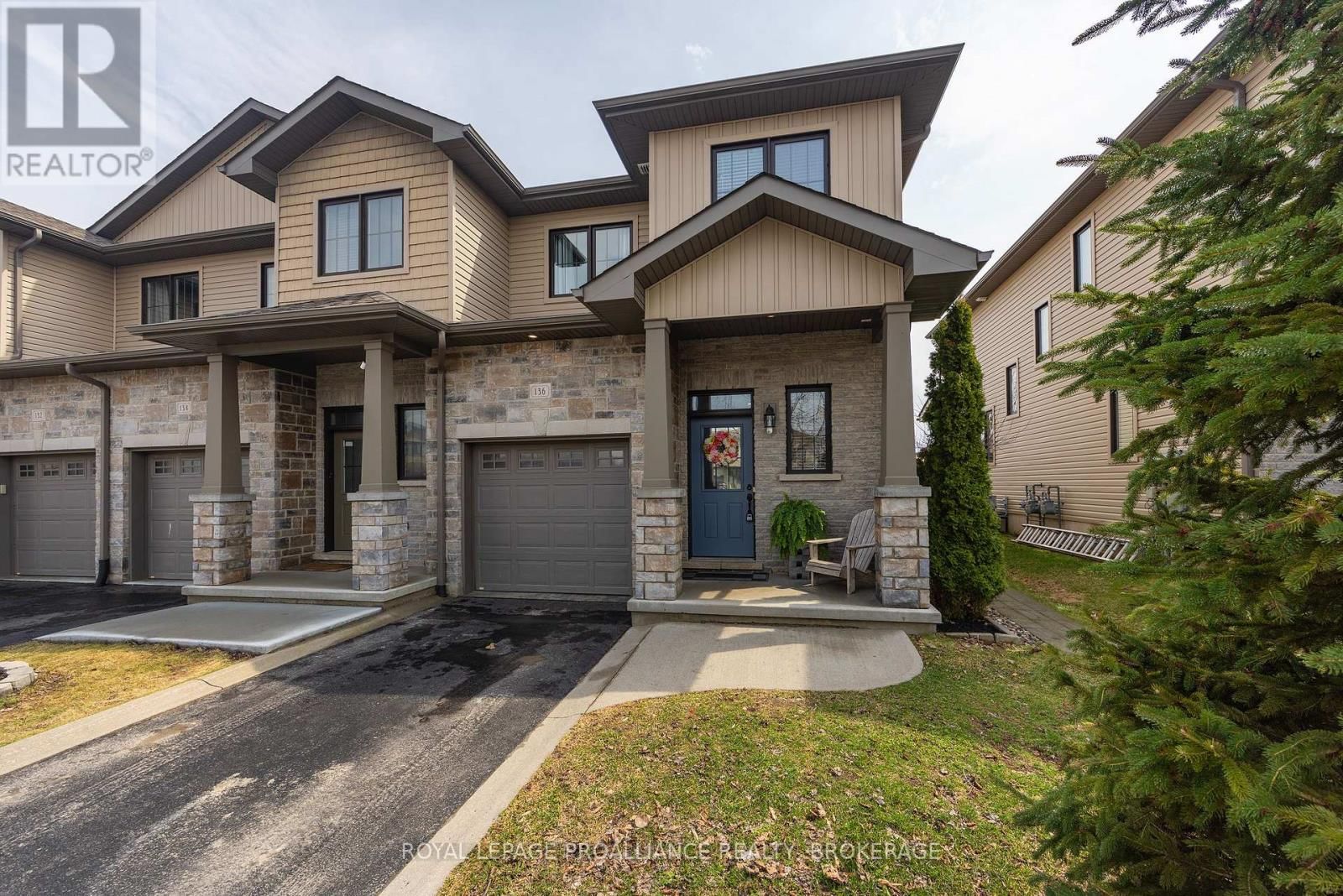 136 SIMURDA COURT Image 4