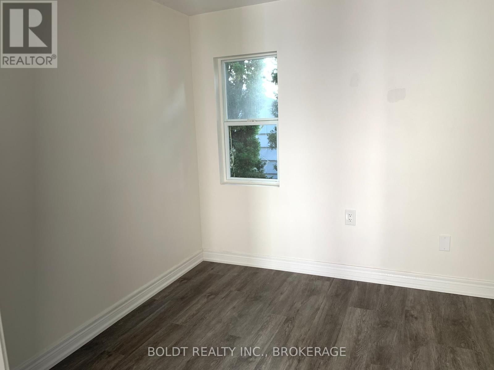 114 LAKE STREET Image 14