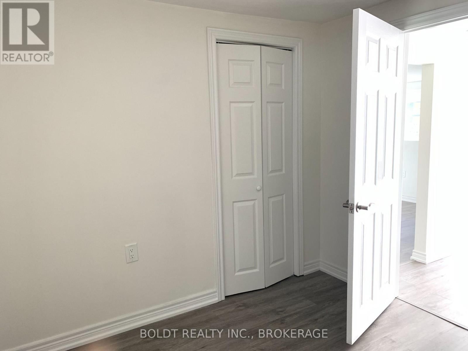 114 LAKE STREET Image 15