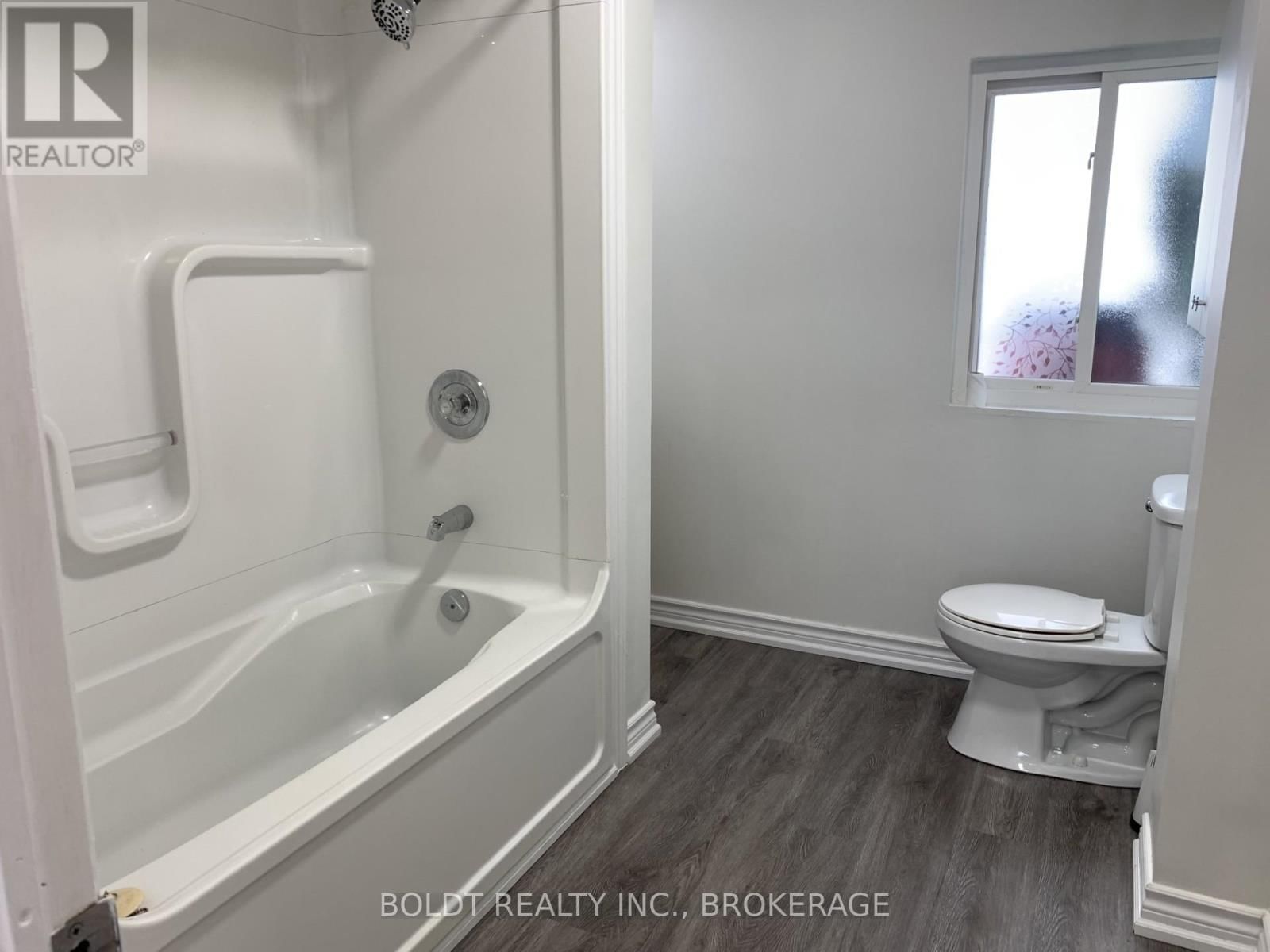 114 LAKE STREET Image 19