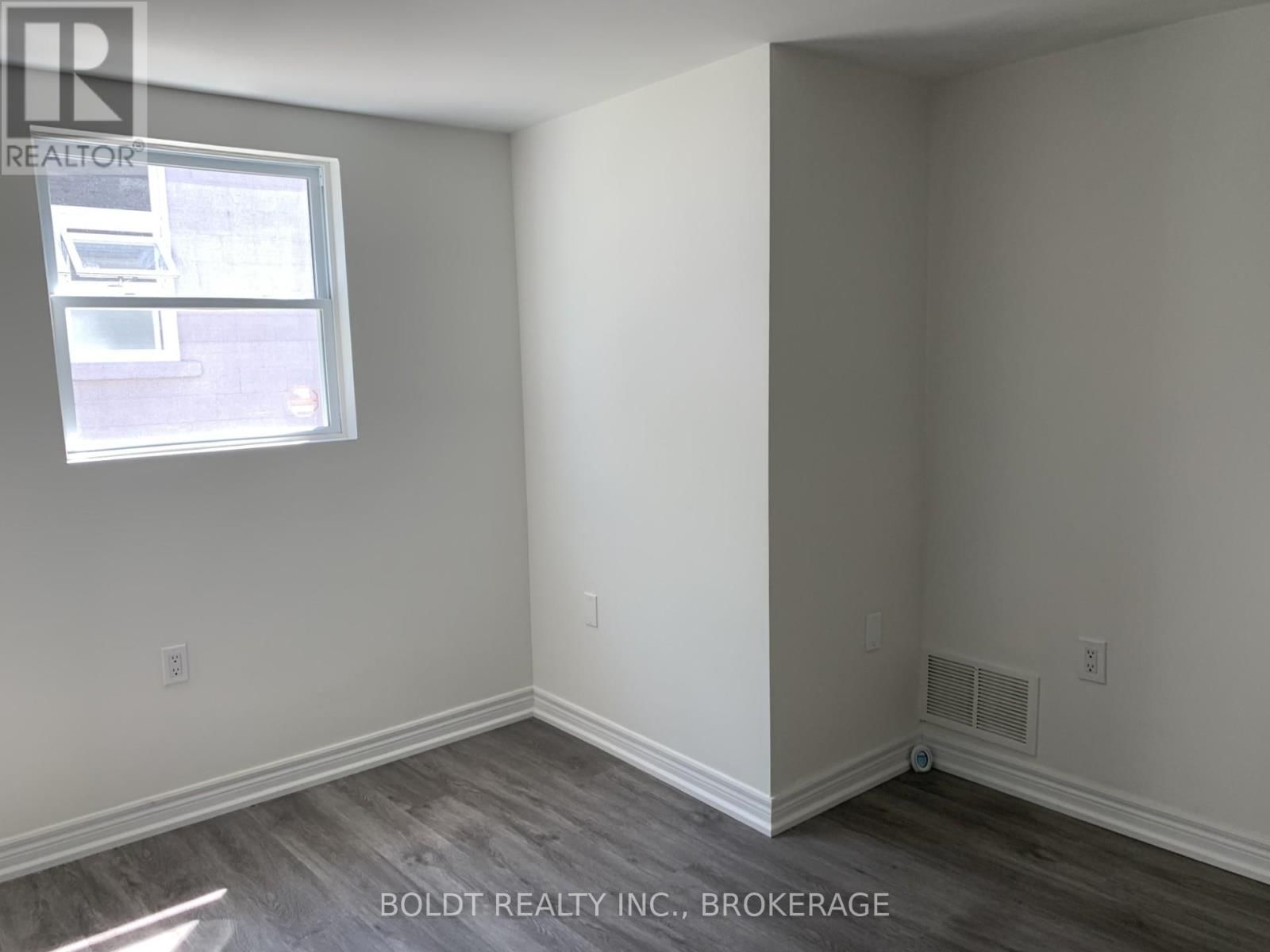 114 LAKE STREET Image 6