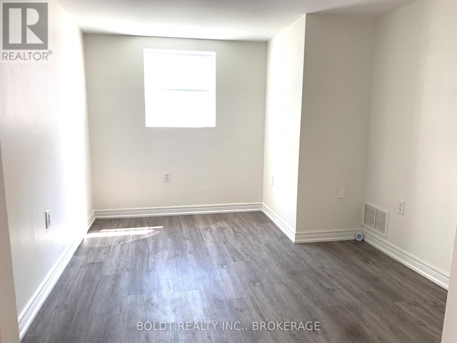 114 LAKE STREET Image 7